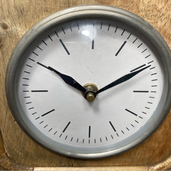 Wooden Square Table Clock 7”x7” - Picture 9 of 10